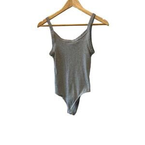 NWOT H&M Grey Ribbed Scoop Neck Sleeveless Stretch Bodysuit S